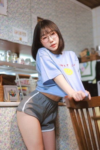 韩国模特SWEETBOX